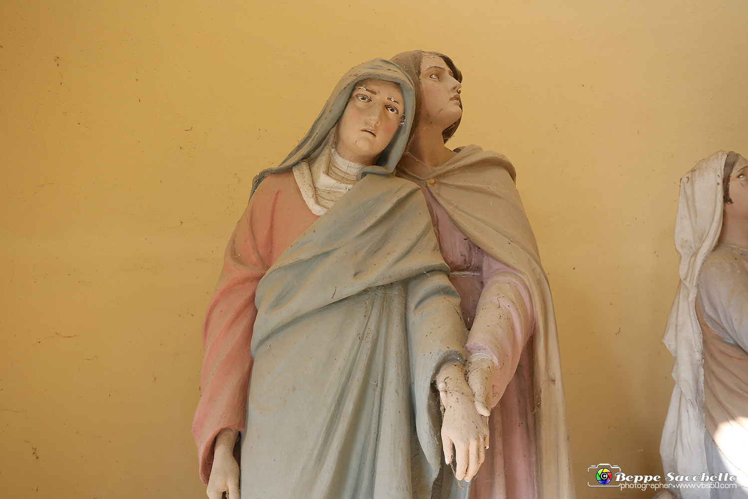 VBS_6783 - I Piloni della Via Crucis del Sacro Monte di Montà d'Alba.jpg